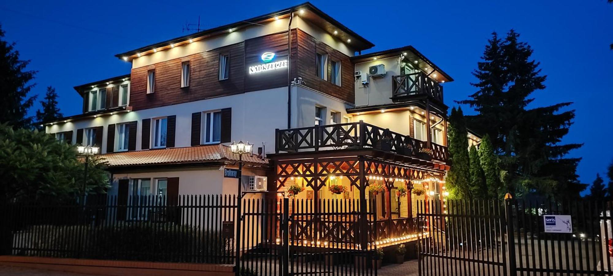 Dom Wczasowy Nadrzecze Bed & Breakfast Brok Exterior photo