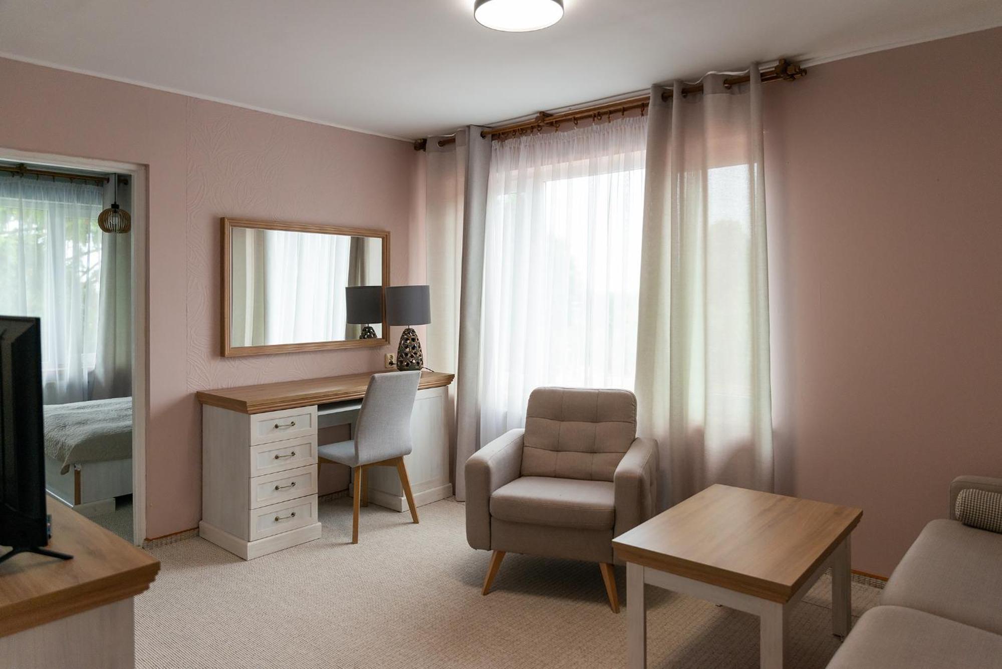Dom Wczasowy Nadrzecze Bed & Breakfast Brok Exterior photo